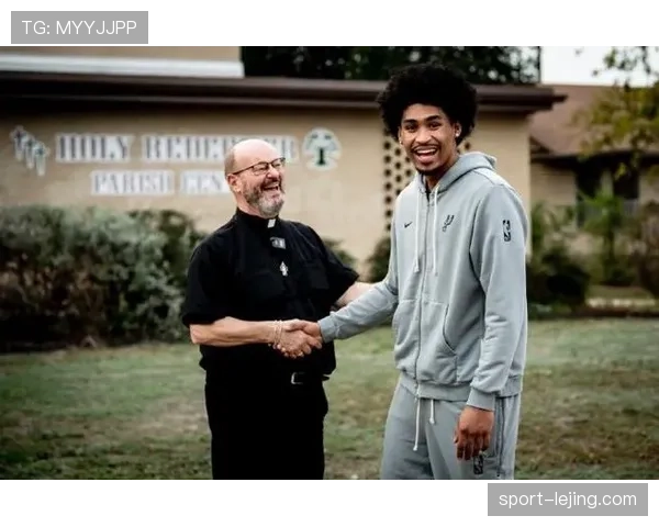 马刺若愿意送出卡斯尔与哈珀 可在字母哥交易中具竞争力