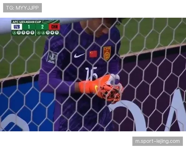 青岛西海岸李昊门神表现 但中前场控球权丢失问题依然显著